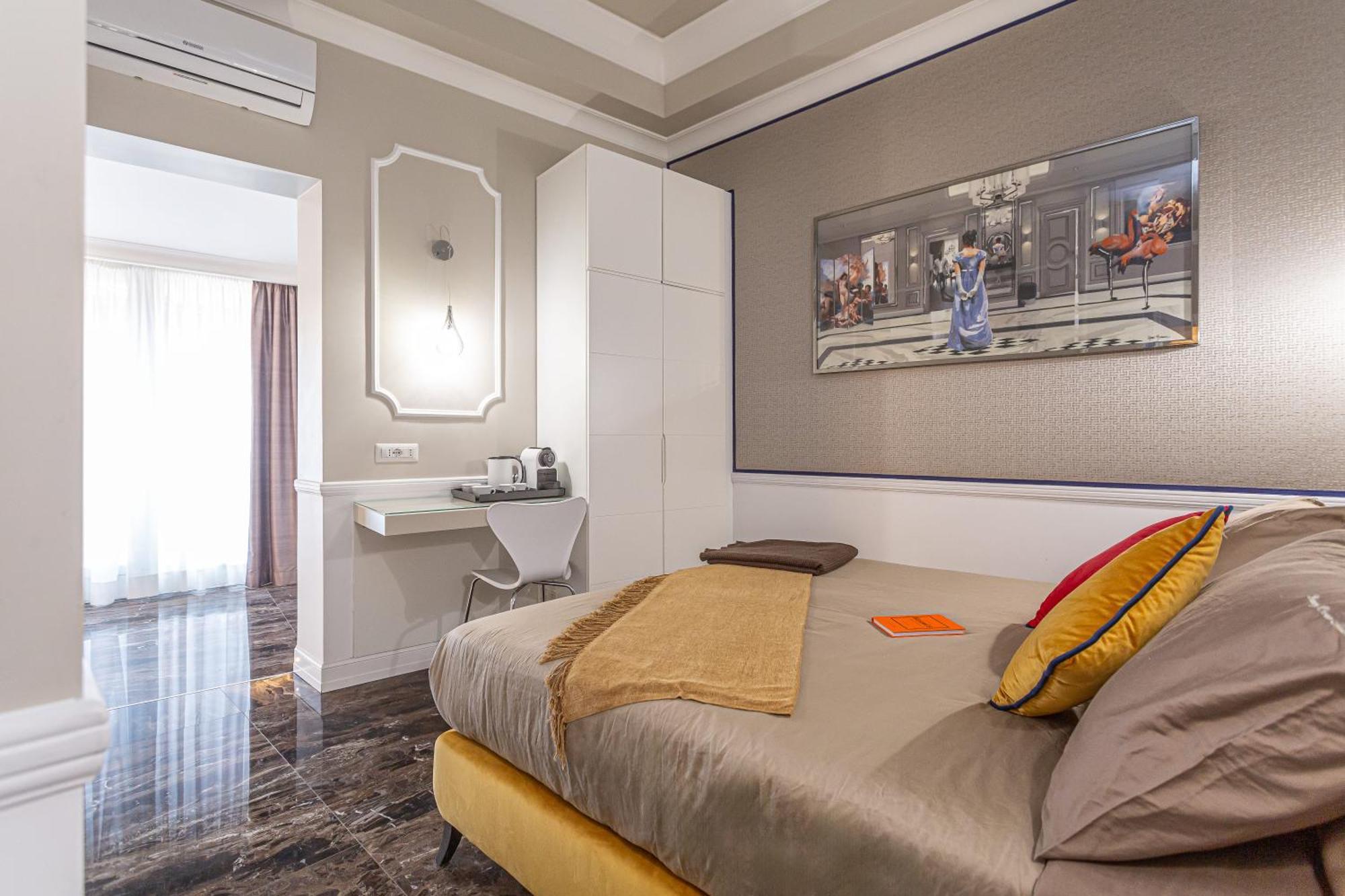 Luxury Over Time - With Terrace And View Of Piazza Di Spagna Apartment Rome
